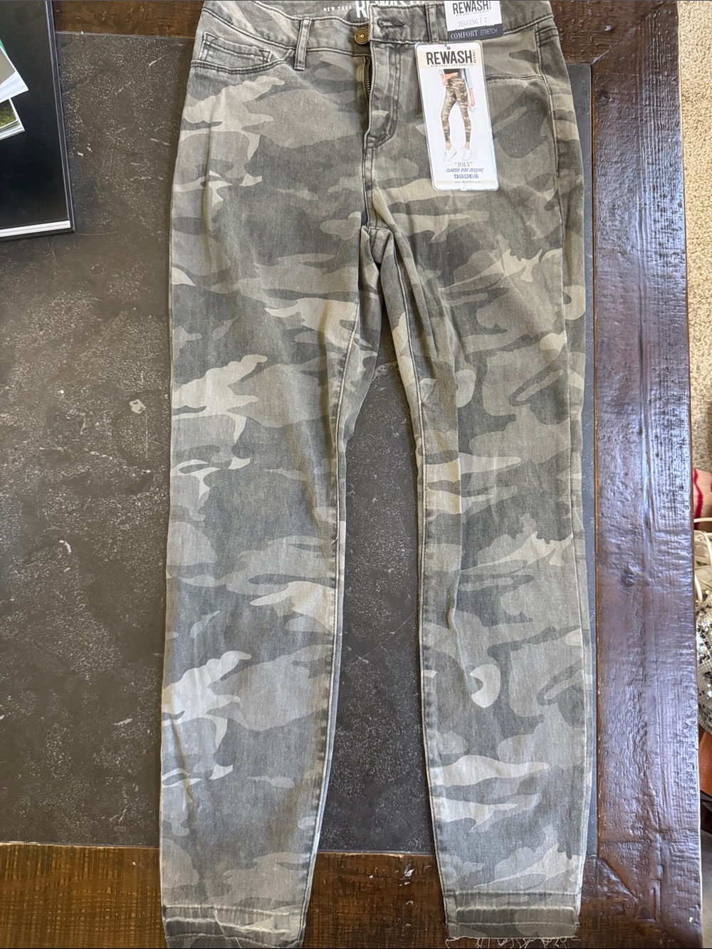 Rewash Skinny Camo Stretch Jegging Size 7/28 NWT